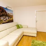 Apartment Bohinjskih 7
