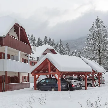 Bohinjskih 7 *